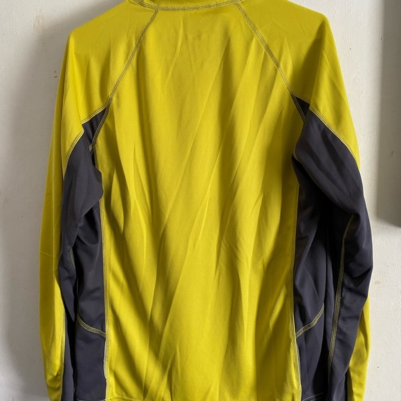 L.L. Bean Activewear Neon Quarter Zip - Picture 2 of 2